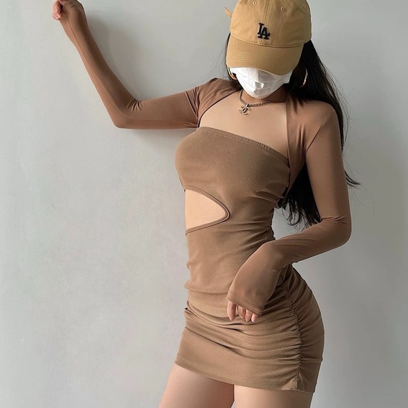 Tan cropped cardigan shawl long sleeve small coat top - Picture 3 of 8